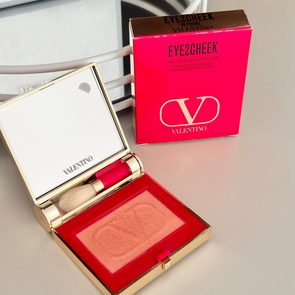 Valentino EYE2CHEEK DUAL USE blush and shadow